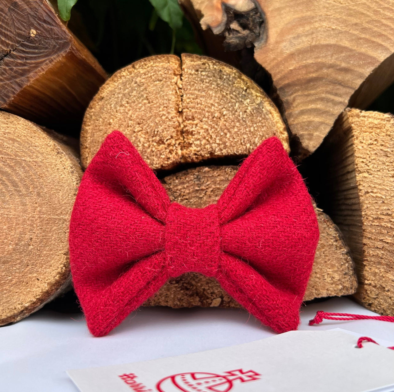 Harris Tweed® Red Tweed Dog Bow Hunter & Co.